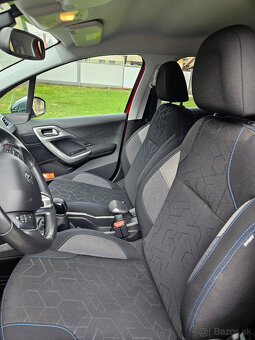 Peugeot 2008 1.2 Puretech - 9