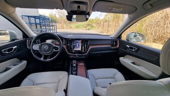 Volvo XC60 T8 plug-in Hybrid - 9