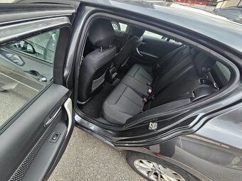 BMW 116 i benzín - 9