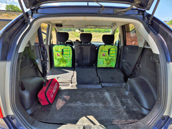 Honda FR-V - 9