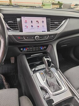 Opel Insignia ST, 2.0 125kw A8 - 9
