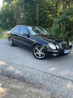 Mercedes Benz E320 CDI 4 MATIC - 9
