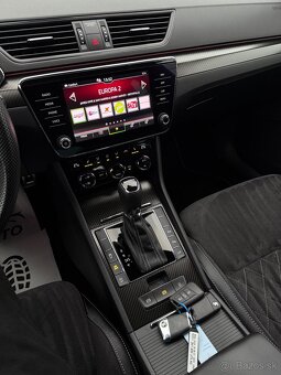 Škoda SUPERB SPORTLINE 2.0TDi DSG 147kW VIRTUAL/MATRIX/DCC - 9