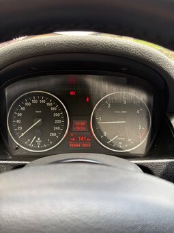 Bmw X1 18d xDrive - 9