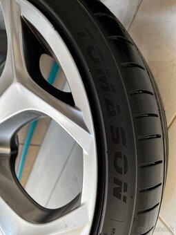5x100 r19 Oxigin 225/35r19 - 9