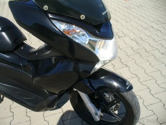 Honda PCX 125 i - 9