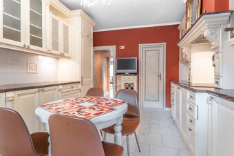 BABONY TRE I Priestranný 7-izbový dom v tichej lokalite Kram - 9