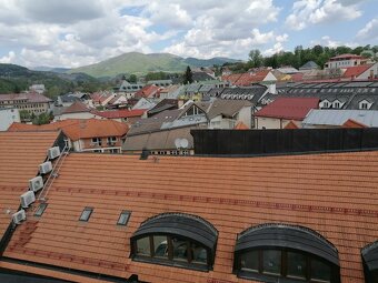 Na prenájom 2-izbový byt s mezonetom centrum Banská Bystrica - 9