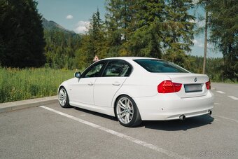 BMW E90 335i LCI Manual RWD - 9
