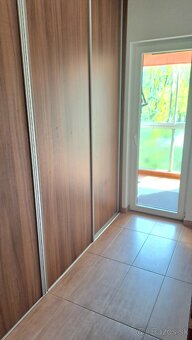 Prenajmem 3 izbový byt na Ostredkoch - 9