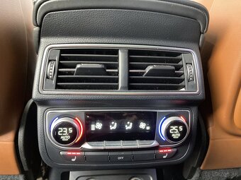 AUDI Q7 3.0 TDi matrix servis AUDI - 9