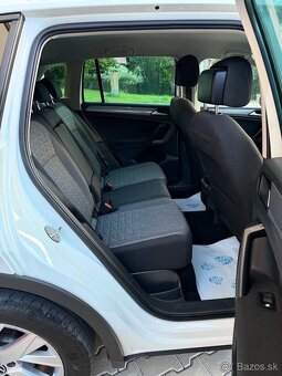 Volkswagen Tiguan 2.0 TDI EVO Life 4Motion DSG - 9