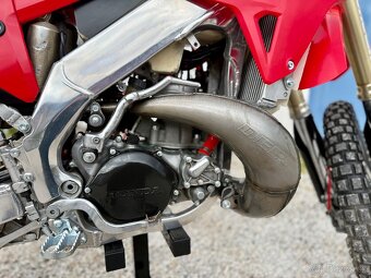 Honda CR250R - 9