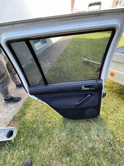 Dvere na VW golf 4 variant - 9