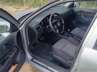 Volkswagen Golf 4 - 9