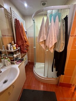Investičná nehnuteľnosť - RD so 4 bytovými jednotkami - 9