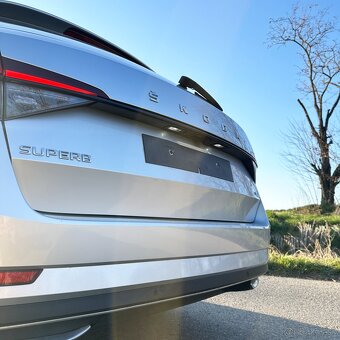Škoda Superb Sportline 2.0TDI 140kw Virtual/Canton/Matrix - 9
