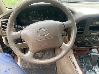 Predám Toyotu Land Cruiser 4.7 V8,1998 - 9