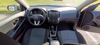 Kia Ceed 1.4 16V DOHC 77kw 2011 - 9