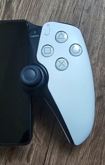 Sony PlayStation Portal - 9
