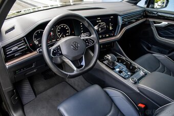Volkswagen Touareg 3.0 V6 TDI 286k Elegance 4Motion Tiptroni - 9