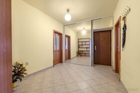 Predaj 3-izb. bytu s loggiou, 80 m2 – možnosť úpravy na 4i - 9