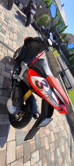 Aprilia SR50 Replica - 9