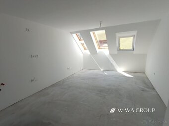 Na predaj štýlový podkrovný 2 izbový byt v Ostri - 9