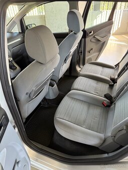 Ford C-Max 1.8 TDCI - 9
