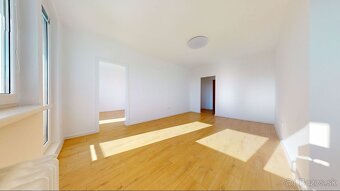 PRAVE DOKONČENÝ. slnečný 3 izb. byt s veľkou loggiou po nove - 9