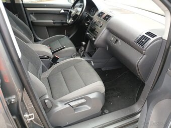 VOLKSWAGEN TOURAN 77kW 2011 - 9