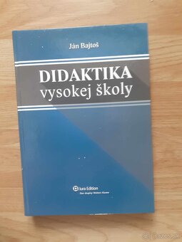 UČEBNICE A ODBORNÁ LITERATÚRA – VYSOKÉ ŠKOLY - 9