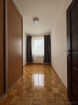 Pekný 3-izbový zariadený byt s loggiou - Sofijská ulica - 9