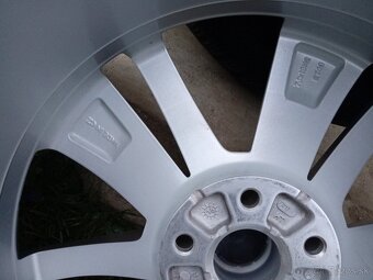 18"5x112 ET 43....235/55 R18... Škoda Kodiaq zimná sada - 9