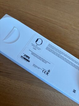 Apple Watch SE (2022) 44mm - 9