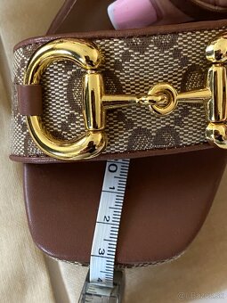Gucci sandálky - 9