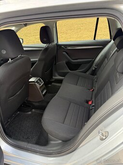 Škoda Octavia Combi Scout - 9