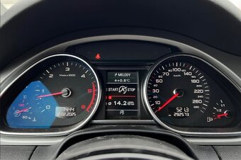 Audi Q7 S-line - 9