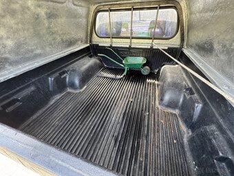 Predám Mitsubishi L200 2.5 1994 - 9