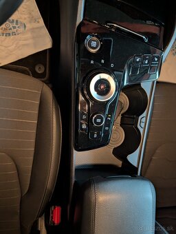 KIA Sportage 1, 6MHEV 2024 - 9