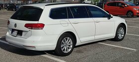 Volkswagen Passat Variant 1.6 TDI BMT Comfortline Business P - 9