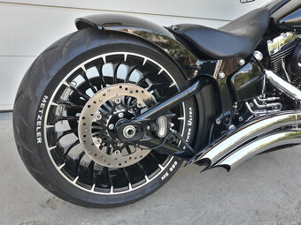HARLEY DAVIDSON BREAKOUT 103" - 9