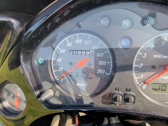 predám Honda Transalp XL 650 r.v. 2006-21000km - 9