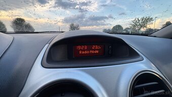 Opel Corsa - 9