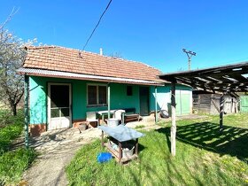 Rodinný dom s veľkým pozemkom – Dubník (okres NZ) - 9