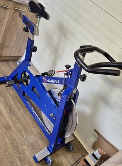 Stacionárny bicykel TOMAHAWK - 9