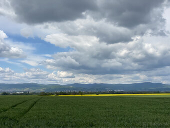 Pozemky v krásnom prostredí v Chorvátskom Grobe za priaznivú - 9