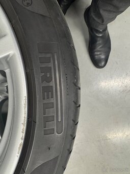 Pirelli P Zero dvojrozmer 225/45R18 a 255/40R18 - 9