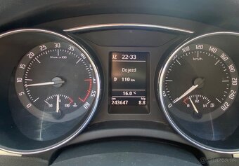 Škoda Superb Combi 2.0 TDi 103kW, rok výroby 28.12.2011 - 9