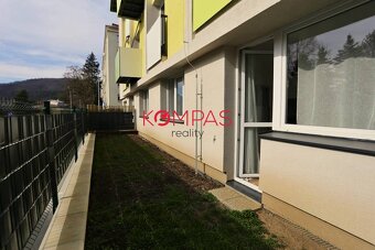MODERNÝ 1-IZB. BYT S PARKOVACÍM MIESTOM A PREDZÁHRADOU V NO - 9